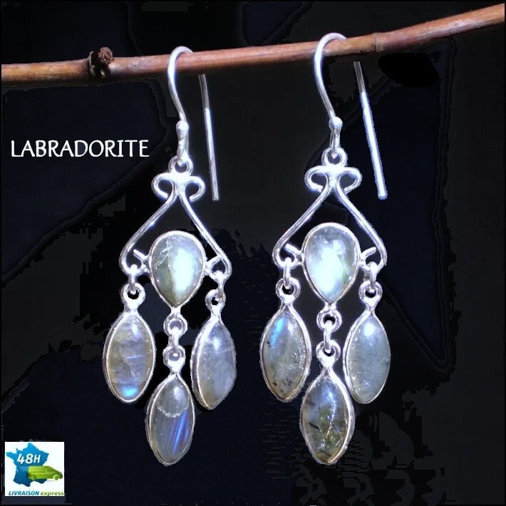 Boucles d'Oreille Labradorite et Argent 925 Massif : Éclat Minéral et Finition Artisanale