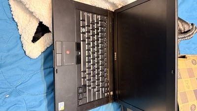 Dell Latitude E 6400 14in. (160GB, Intel Core 2 Duo, 2.4GHz, 2GB)...