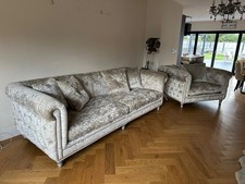 2.6M LARGE BESPOKE CRUSHED VELVET CHESTERFIELD SOFA & ARMCHAIR SET RRP Β£6,000