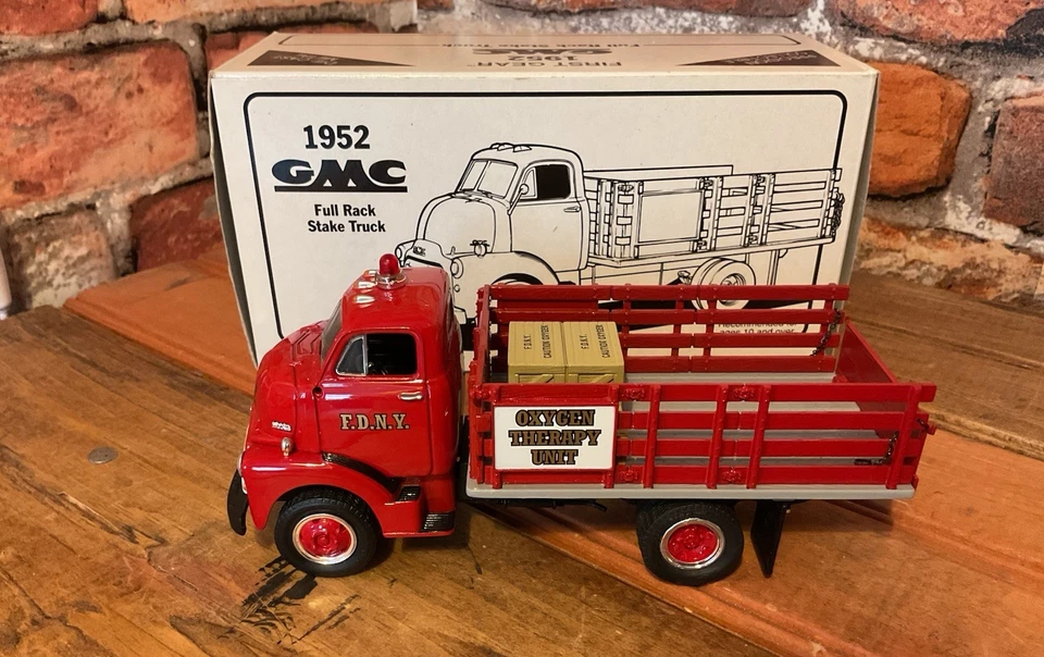 Vintage 1952 GMC FDNY "Oxygen Therapy Truck"  Made in USA...FREE SHIPPING! - Image 2 of 4