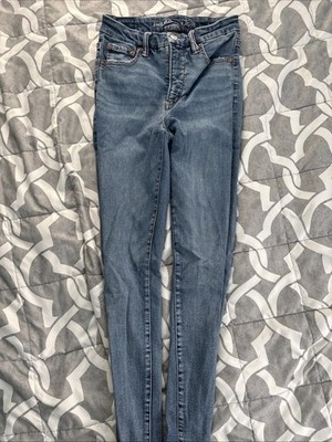 American Eagle Hi-Rise Next Level Stretch Jeggings Blue Jeans Size 2R