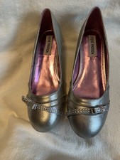 NEW Size 5 Girl s Steve Madden Jkymmie Silver Dress Shoes Pumps w/Heel