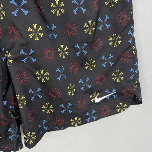 Pantalones Cortos de Natación Nike Para Hombre Pequeños Negros Monograma AOP Malla Flujo Rendimiento Activo Años 90 - Imagen 3 de 15