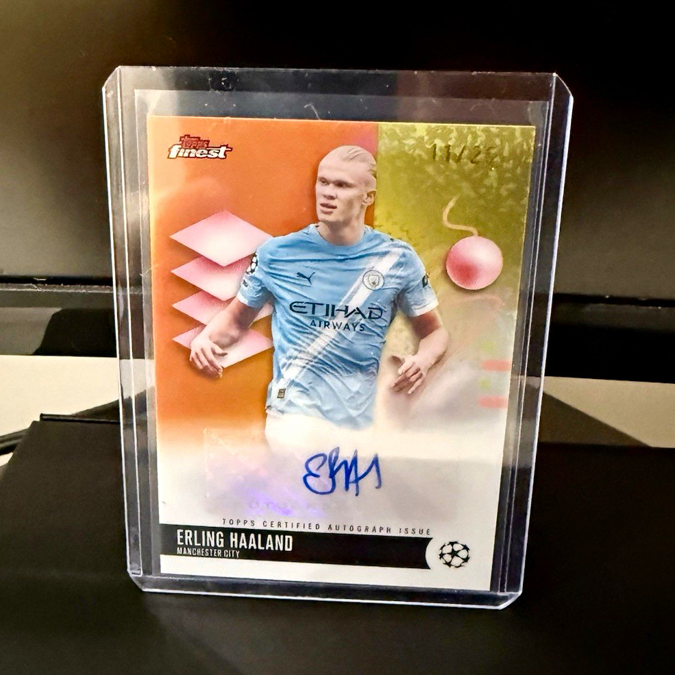 Topps Finest UEFA Club Competitions 2025/26 Erling Haaland Auto BA-EH /25 ❗️ view 2