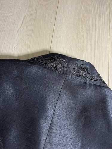 Le Suit Navy Satin Floral Sequined Embroidered Blazer Jacket Sz 6 - Picture 7 of 8