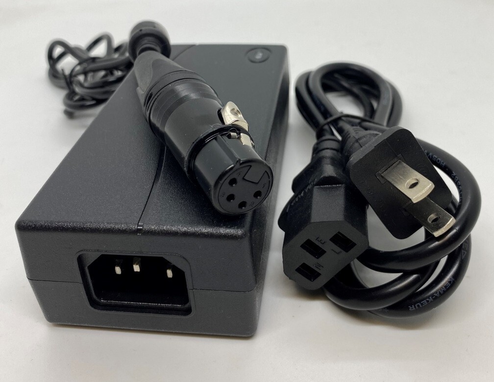 With 4pin Xlr Plug
