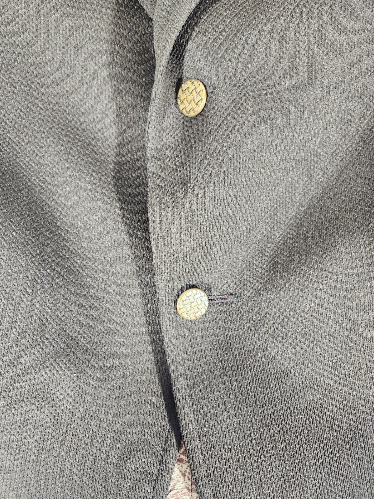 Picture 2 of 9