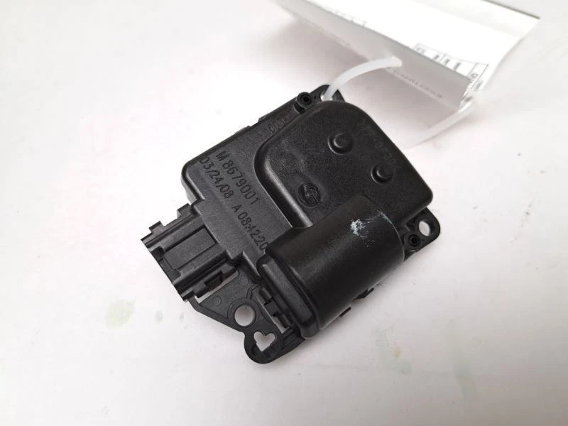 Actuador de puerta abatible de aire acondicionado HVAC para Chrysler Town Country 2008-2019 OEM 8679001 Foto 3 de 4