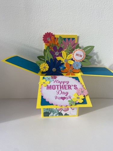 Mothers Day Pop Up Card In A Box. - Picture 5 of 8
