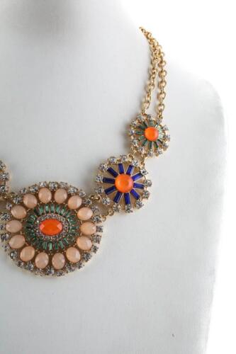 Collar Pechera Ventilador de Estrás de Cristal Multicolor J CREW $128 - Imagen 2 de 5