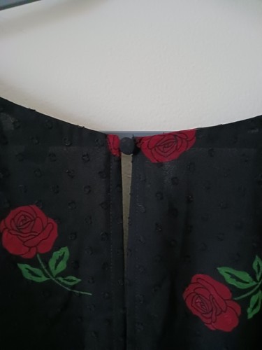 Torrid Womens Blouse Top Size 3X Black Red Roses Sheer Chiffon Dot Puff Sleeve - Picture 4 of 10
