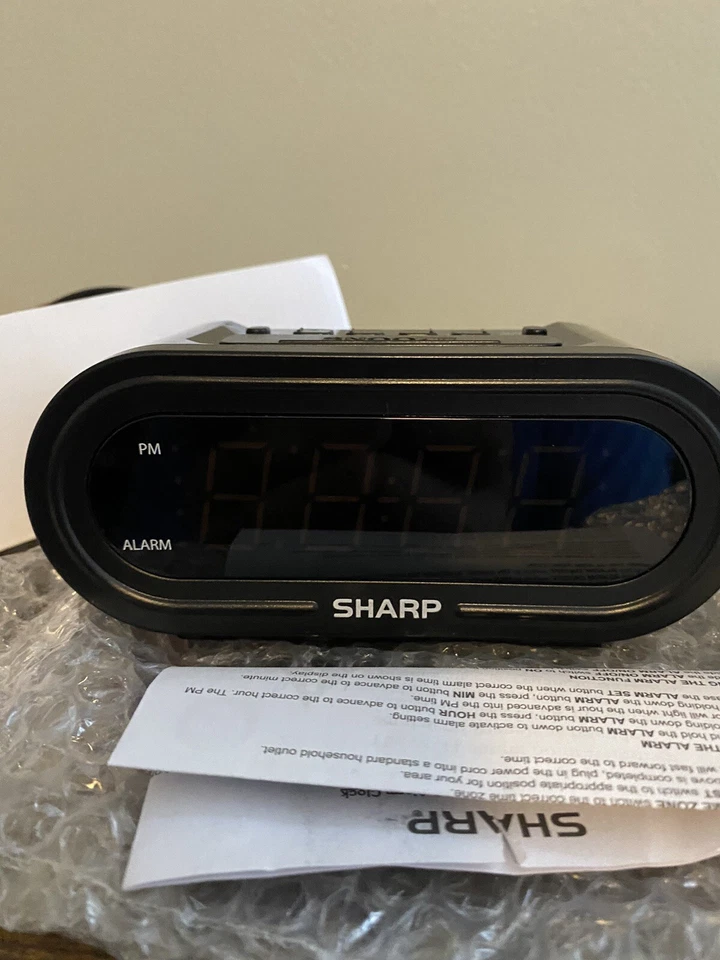 SHARP Digital Alarm with Accuset - Automatic Smart Clock, Never Needs Setting - - Image 2 of 4