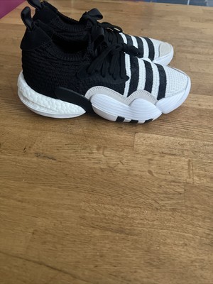 Adidas Trae Young 2 Basketball Sneaker Schuhe UK Größe 6, Neu mit Etikett 
