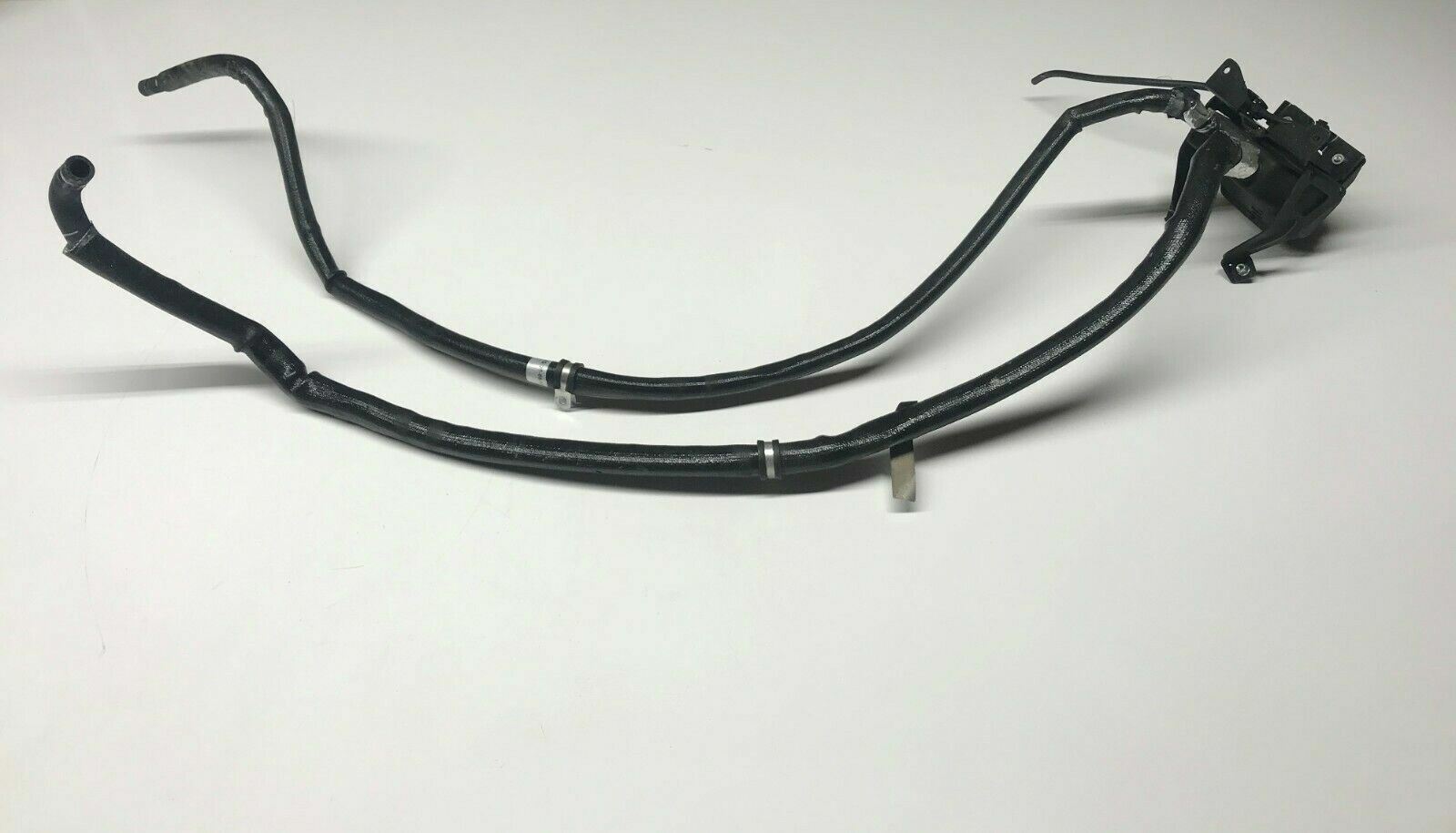 FERRARI 488 POWER STEERING RESERVOIR TUBE FROM TANK TO PUMP OEM 315560 315062