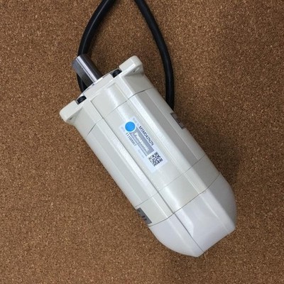   Servo Motor MSM042N2N New Without Box!! via DHL or FedEx *yt