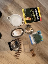 Compact 4x2 Inches Bird Food & Water Bowls