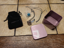 Morella Engelsrufer Flügel Silber Kette 70 cm lang Anhänger Kugel blau