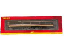 Hornby R6354 OO Gauge BR Standard GUV InterCity livery, superb condtion & in box