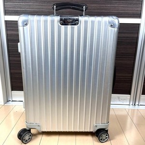 RIMOWA CLASSIC FLIGHT CABIN シルバー 新品未使用！ Classic Cabin Aluminum Carry-On Suitcase | Silver | RIMOWA