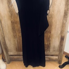 Xscape Women's  Nude Silver Caviar Beading Long Sleeve S12 Silhouette Elegant