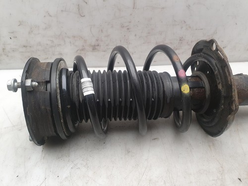 Volkswagen Passat Strut Shock Absorber Left Near Side Front 2.0 Diesel 2015 B8 - Picture 3 of 9