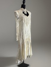 Vintage 80s Ivory Bride Wedding Dress Beaded Long Sleeve S/M Statement Gown