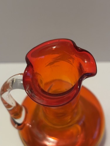 Vintage 4” Peach Orange Amberina Ruffled Rim Glass Bud Vase Pitcher Pontil Mark - Picture 7 of 10