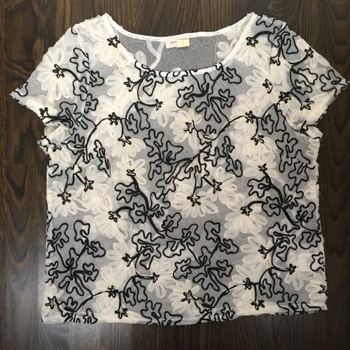 MEADOW RUE anthropologie CHERRY BLOSSOM Blouse MEDIUM $88 Sheer Floral Applique - Picture 7 of 8
