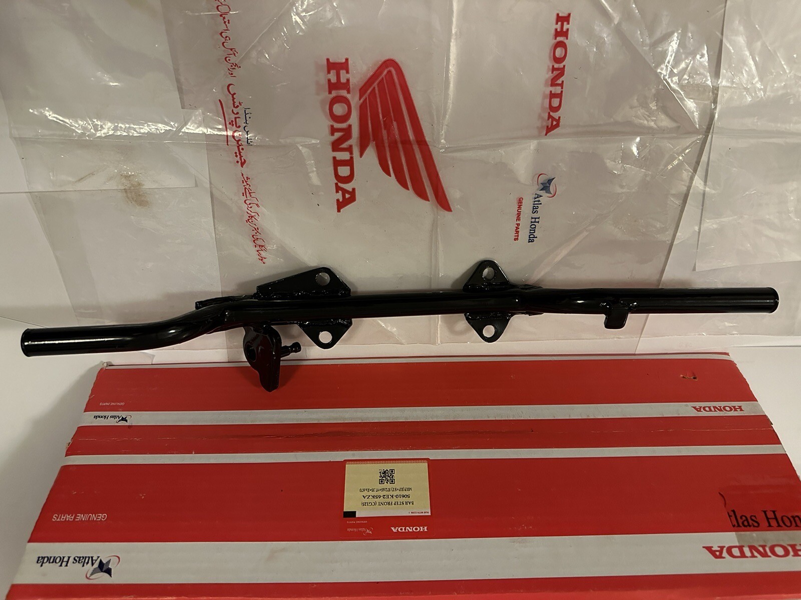 NEW GENUINE HONDA CG 125 FOOT REST OR FOOTREST BAR IN BOX eBay