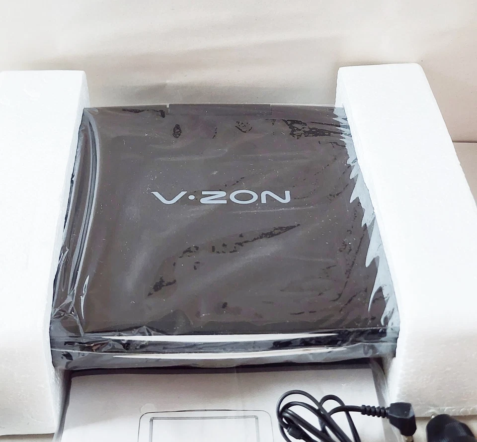 Coby V-zon 7” 16:9 Widescreen DVD/CD/MP3 TF-DVD7309 Portable DVD Player - Image 4 of 4