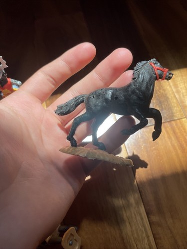 Timpo Toys Vintage Mounted Medieval Knight With Two Other Knights/Horse - Picture 7 of 9