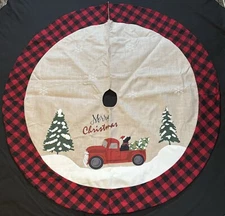 Christmas Burlap/Plaid Buffalo Red Truck w/Black Lab Tree Skirt New w/o Tag 47”
