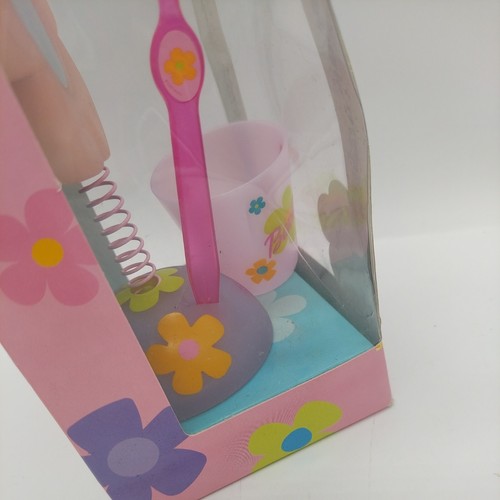 2001 Mattel Nostalgic Flower Barbie Toothbrush w/ Holder & Cup Beauty 101 Smile - Picture 7 of 7