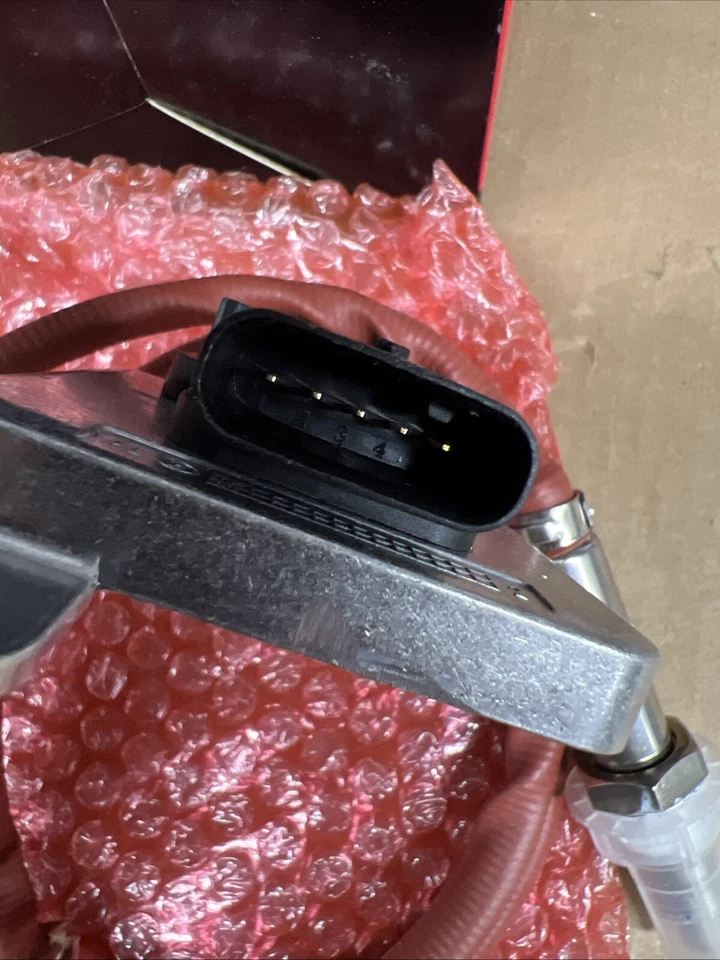 Sensor NOX de óxido de nitrógeno aguas arriba compatible con BMW 335d 535d 535d X5 13628589846 Foto 3 de 4