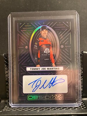 Tommy Joe Martins 2023 Chronicles Obsidian Signatures Etch Purple #25/49