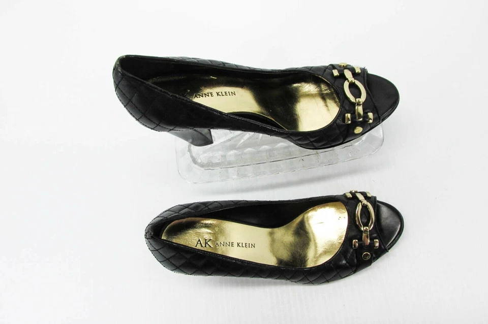 Zapato de tacón Anne Klein para mujer Solidgolt talla 6,5 M negro bomba punta abierta usado xq Foto 2 de 4