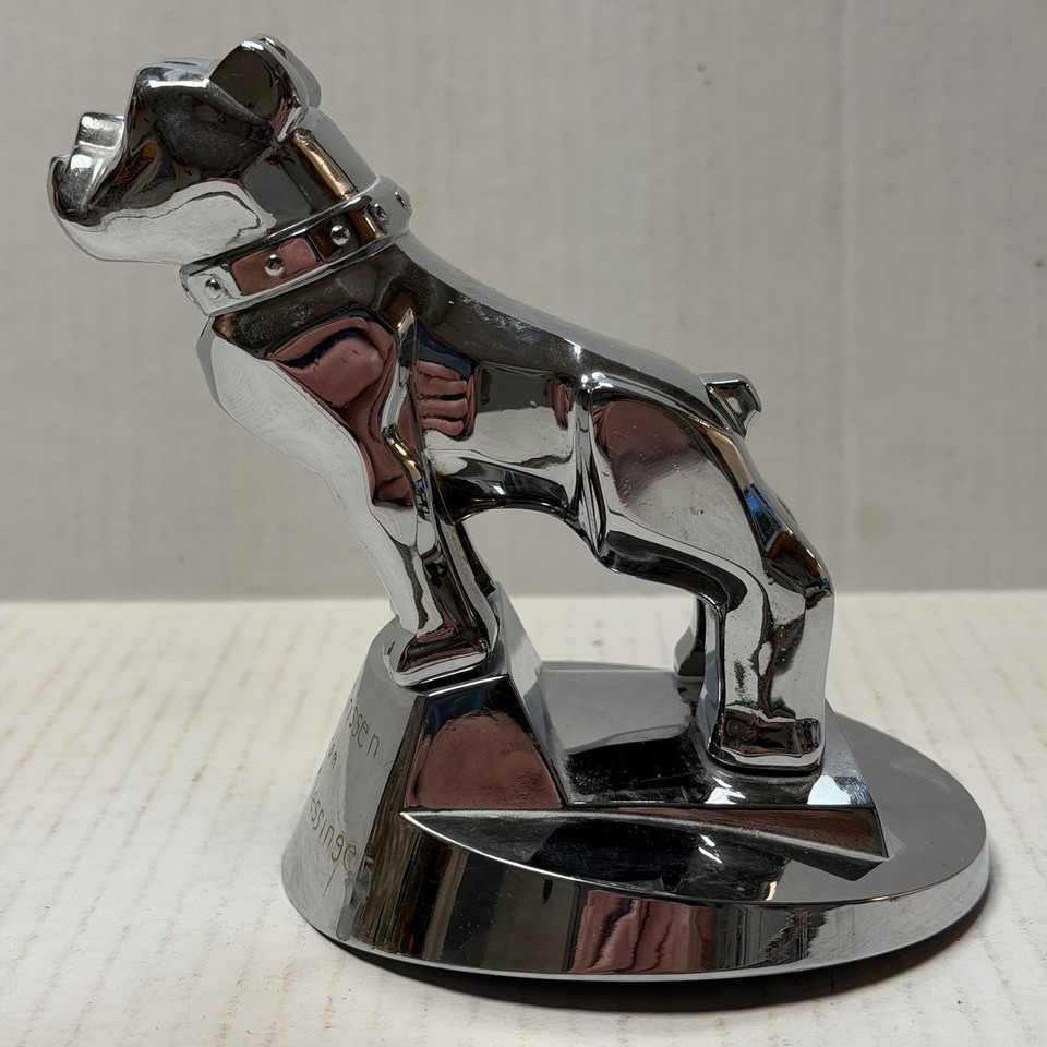 Objet Design Mack – Paire De Chiens Bouledogues – Patent Design 87931 – Occasion