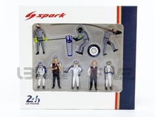 SPARK 1/43 - PORSCHE FIGURINE - PORSCHE 911 RSR - LE MANS 2018 43AC012