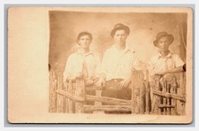 RPPC ~ Friends Portrait Arcade Prop, Wood Fence, Springfield MO, Missouri RPPC ~ Friends Portrait Arcade Prop, Wood Fence, Springfield MO, Missouri