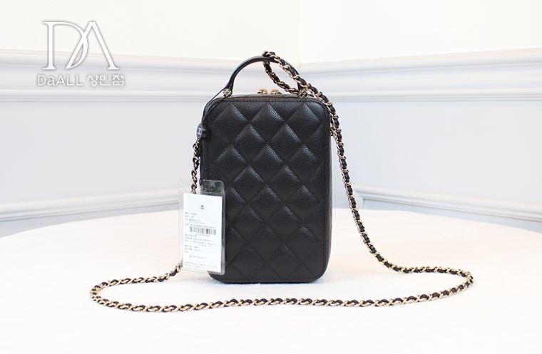 CHANEL Vanity Rectangular Cosmetic Bag with Gold … - image 9