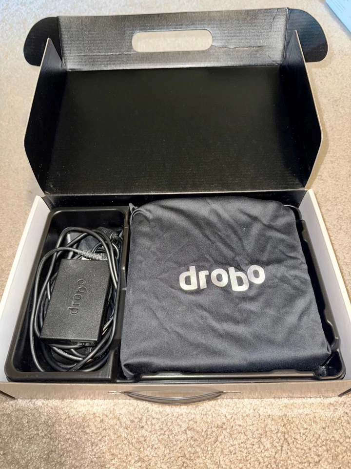 Drobo Mini attached digital storage includes 4 1 TB HDDs and a 256Gb mSATA SSD - Image 2 of 4