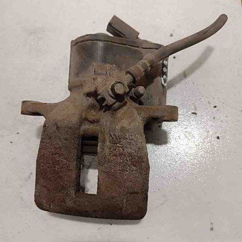 VW PASSAT B7 ALLTRACK 365 Bremssupport hinten links 32332267 2.00 30352824