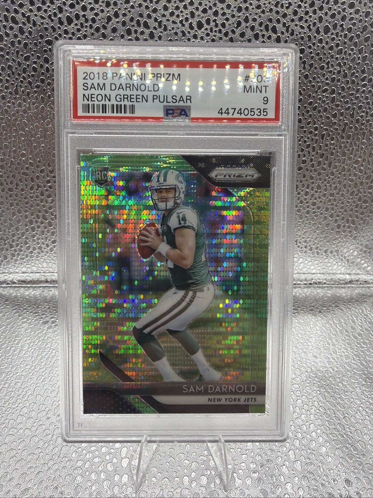 2018 Panini Prizm - Rookie Sam Darnold #203 Neon Green Pulsar Prizm (RC)