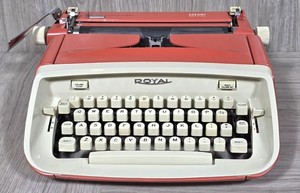 Royal Safari Typewriter | eBay