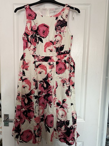 BHS SG Kleid Größe 10 Blumenmuster. Komplett gefüttert.