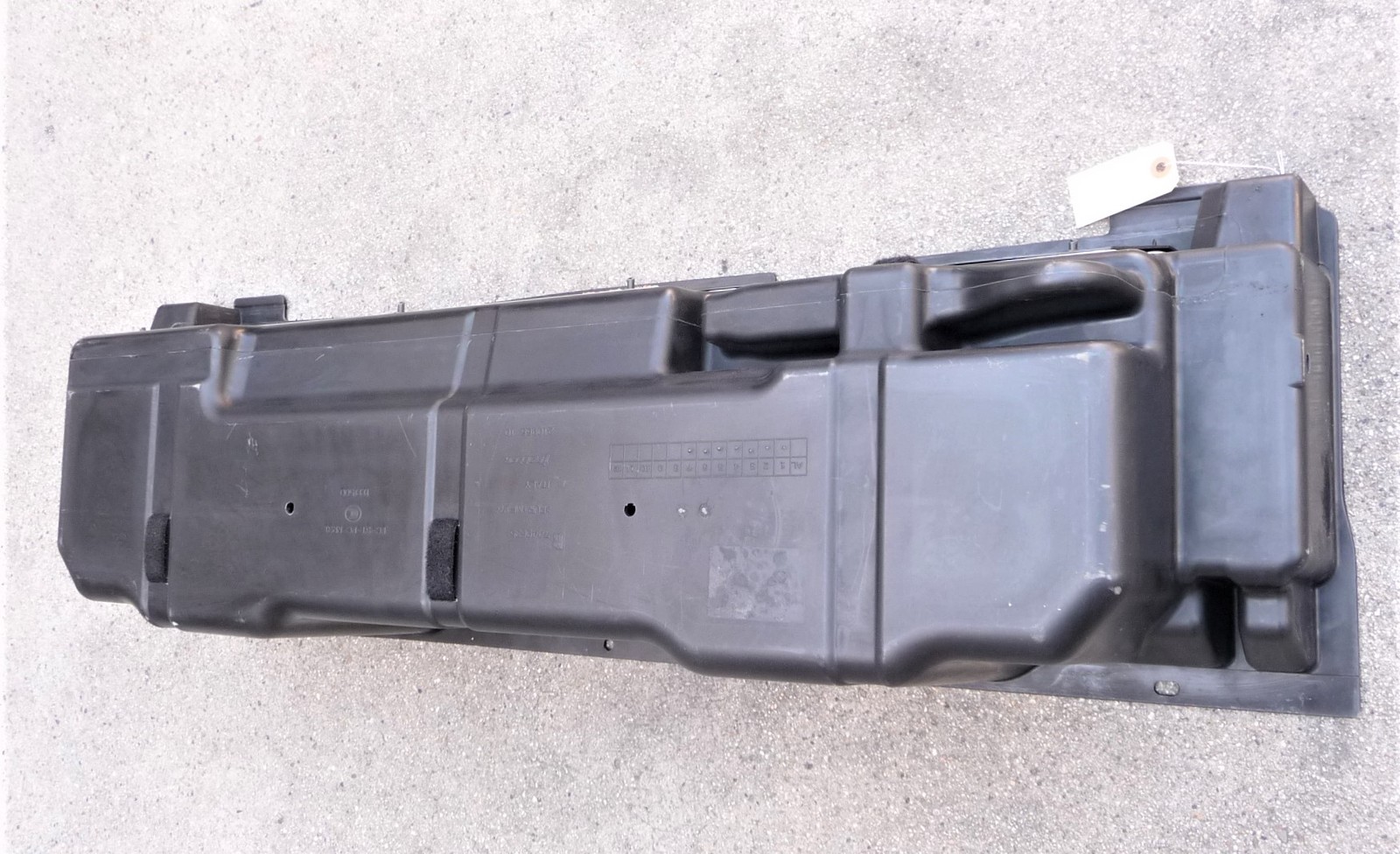 2019-2023 Rolls-Royce Cullinan RR31 Rear Luggage Oddments tray 51477449635 OEM