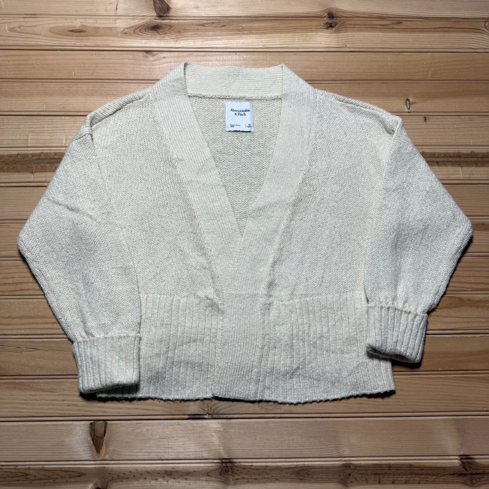 Abercrombie & Fitch Knit Cropped Oversized V-Neck Cardigan Sweater - Size XS