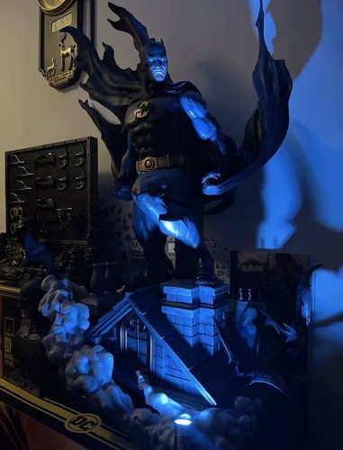 Prime 1 Studio MMDC-50DXS Batman Detective #1000 CONCEPT DC COMICS Deluxe Bonus - Picture 4 of 23