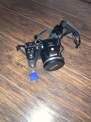 KODAK PIXPRO AZ421 Digital Camera Excellent Condition