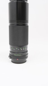 Canon FD 100-200mm f/5.6 Zoom Lens